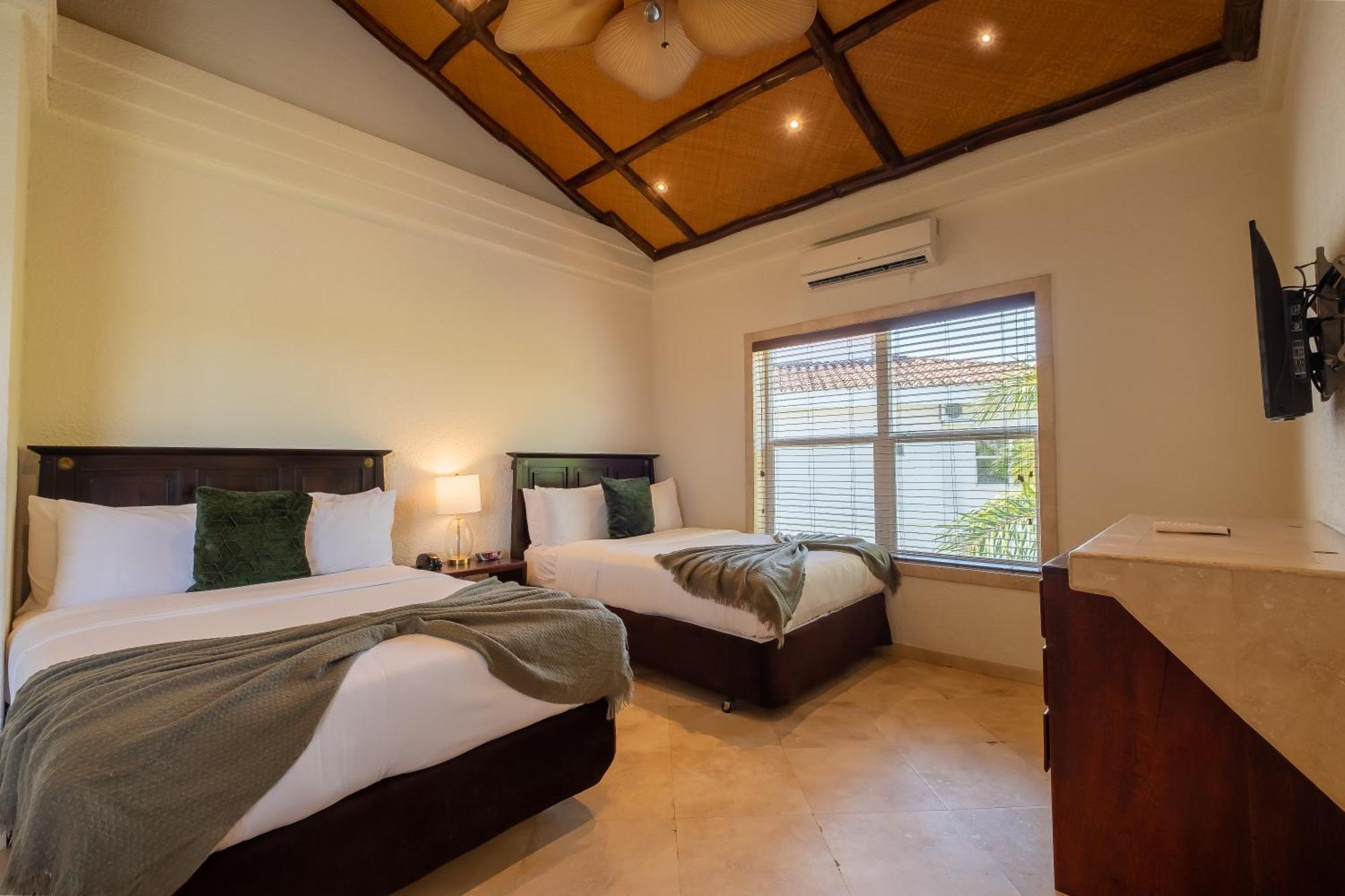 The Placencia Maya Beach Екстер'єр фото
